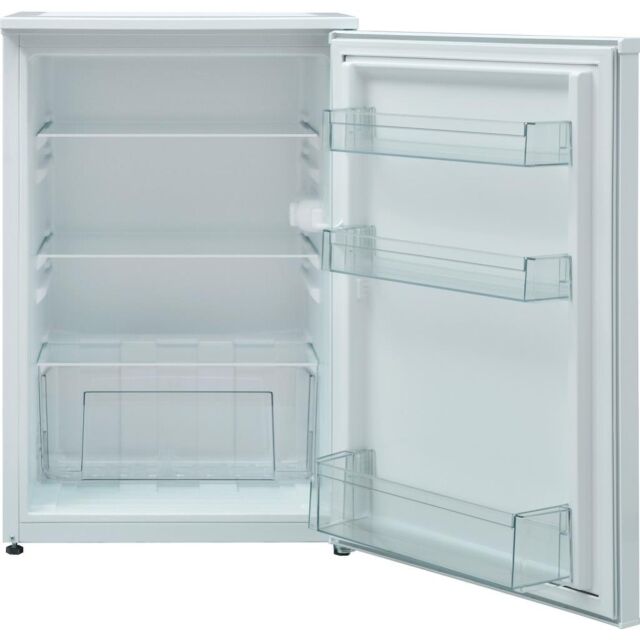 Hotpoint freestanding fridge: white