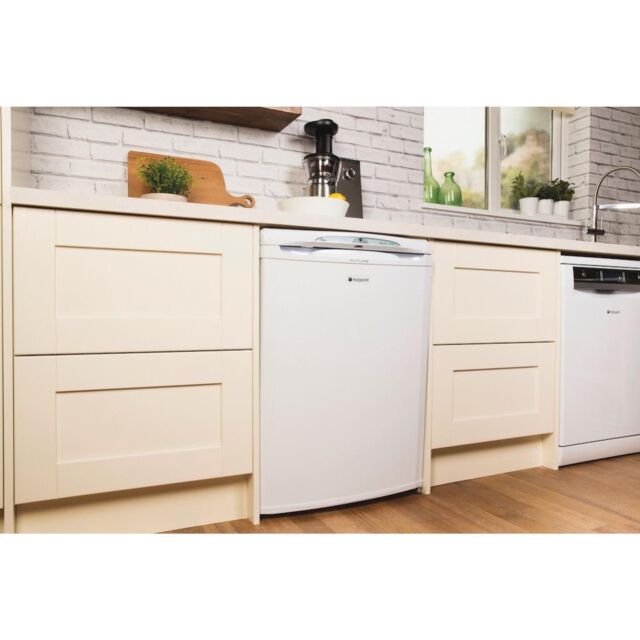 Hotpoint RZA36P 1 Freezer - White