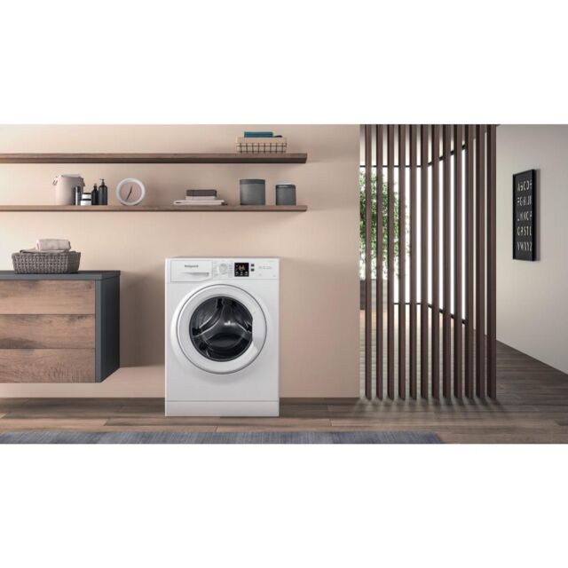 Hotpoint NSWF845CWUKN 8kg Freestanding Washing Machine