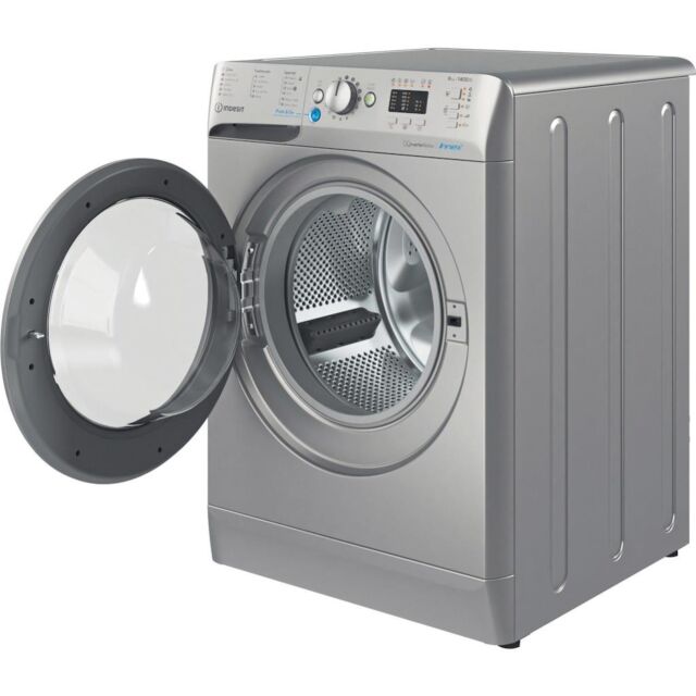 Indesit Freestanding front loading washing machine: 8kg