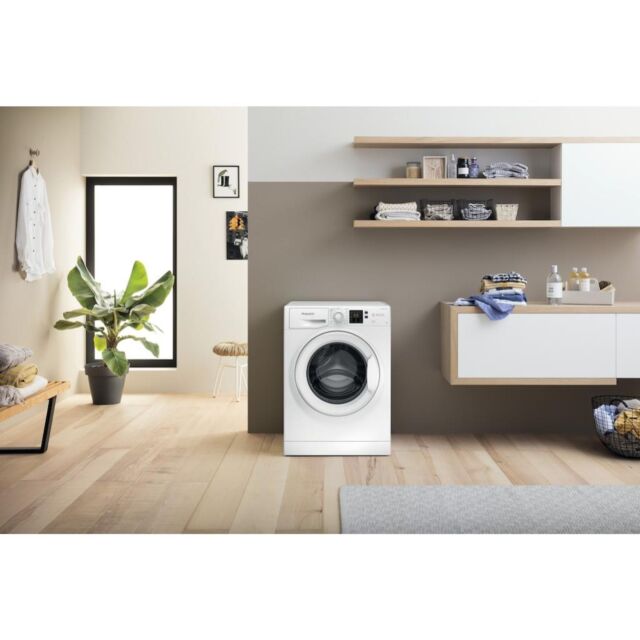 Hotpoint NSWF845CWUKN 8kg Freestanding Washing Machine