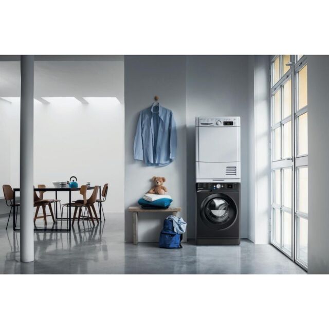 Indesit Innex BWE 71452 K UK N Washing Machine - Black