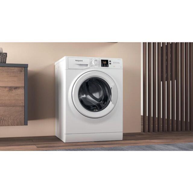 Hotpoint NSWF845CWUKN 8kg Freestanding Washing Machine