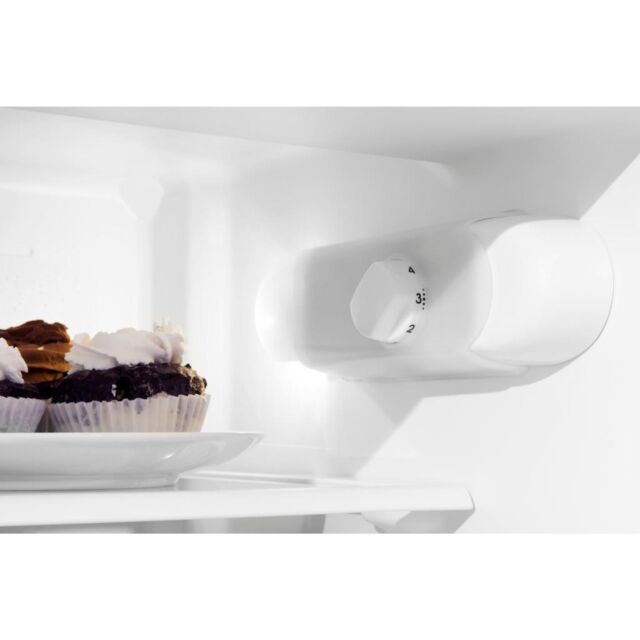 Indesit IB 7030 A1 D.UK 1 Integrated Fridge Freezer