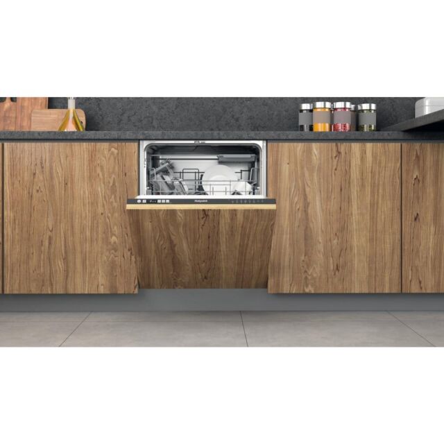 Hotpoint HIC 3B19 C UK Integrated Dishwasher