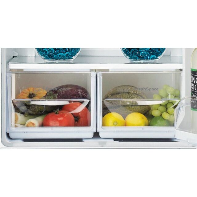 Indesit Freestanding fridge freezer
