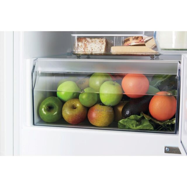 Hotpoint HMCB 70301 UK Integrated Fridge Freezer