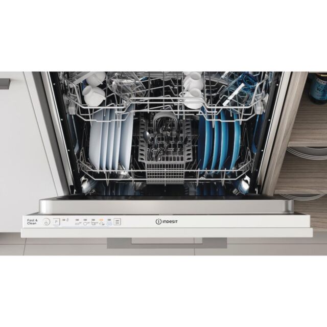 Indesit Ecotime DIE 2B19 UK Integrated Dishwasher - White